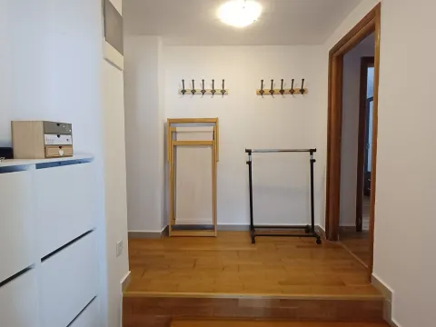 Rent, one bedroom apartment, 55m², Lepetani, Tivat - image 10