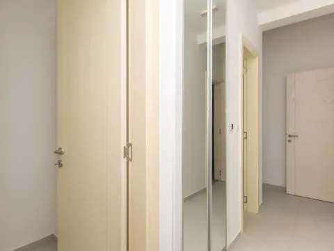 Prodaja, trosoban stan, 95m², Gornja Gorica, Podgorica - image 5