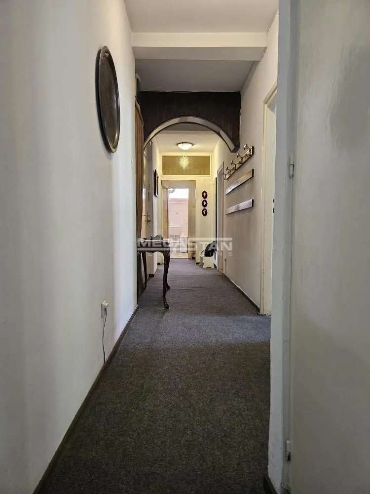 Prodaja, četvorosoban stan, 106m², Lekino Brdo, Voždovac Sve Podlokacije