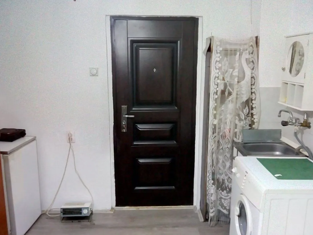 Rent, studio apartment, 12m², Kanarevo Brdo, Beograd