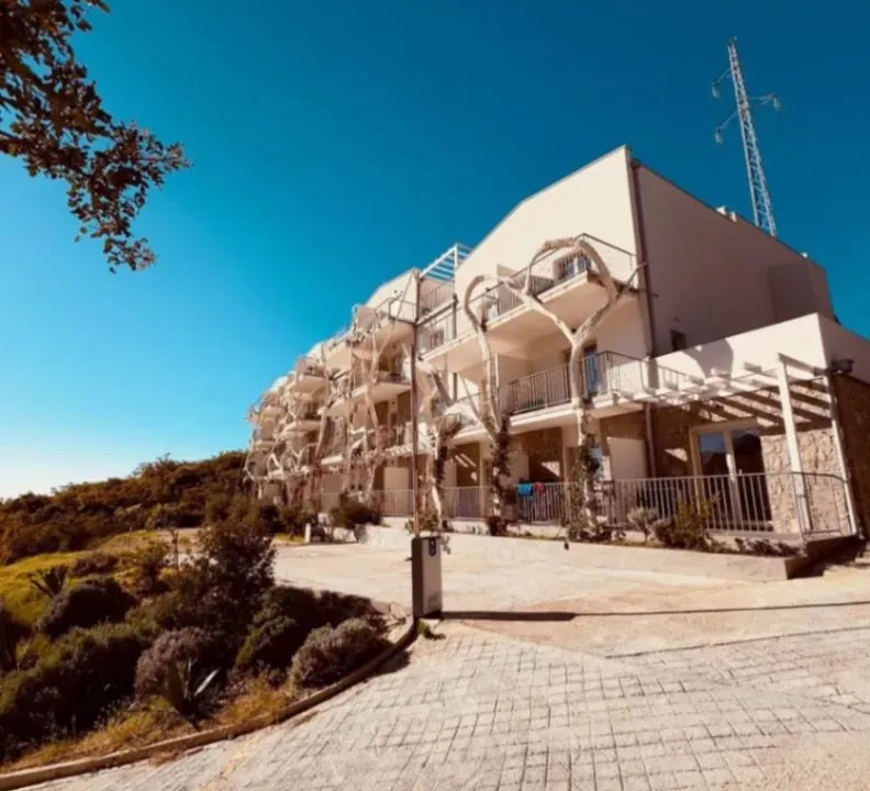 Prodaja, jednosoban stan, 42m², Pržno, Budva