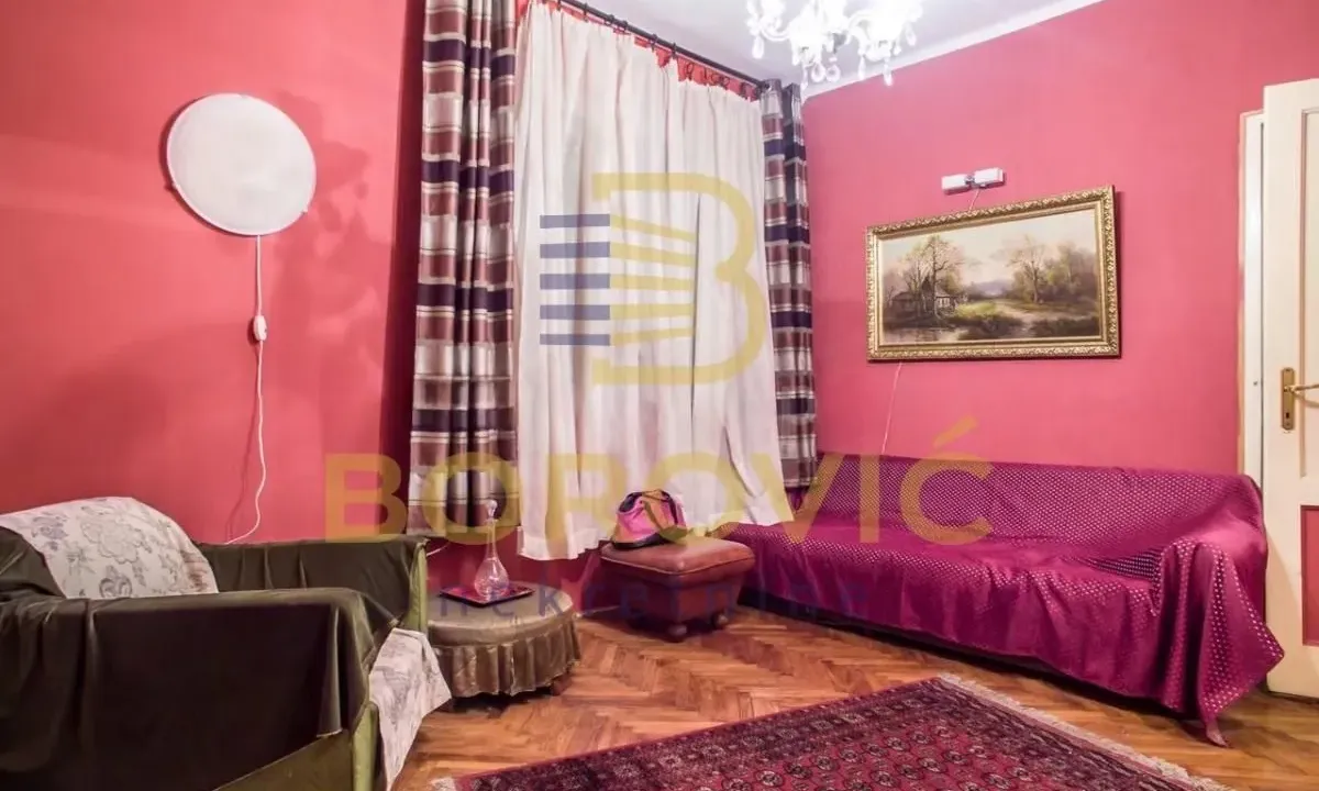 Prodaja, trosoban stan, 95m², Kalenić Pijaca, Vračar Sve Podlokacije