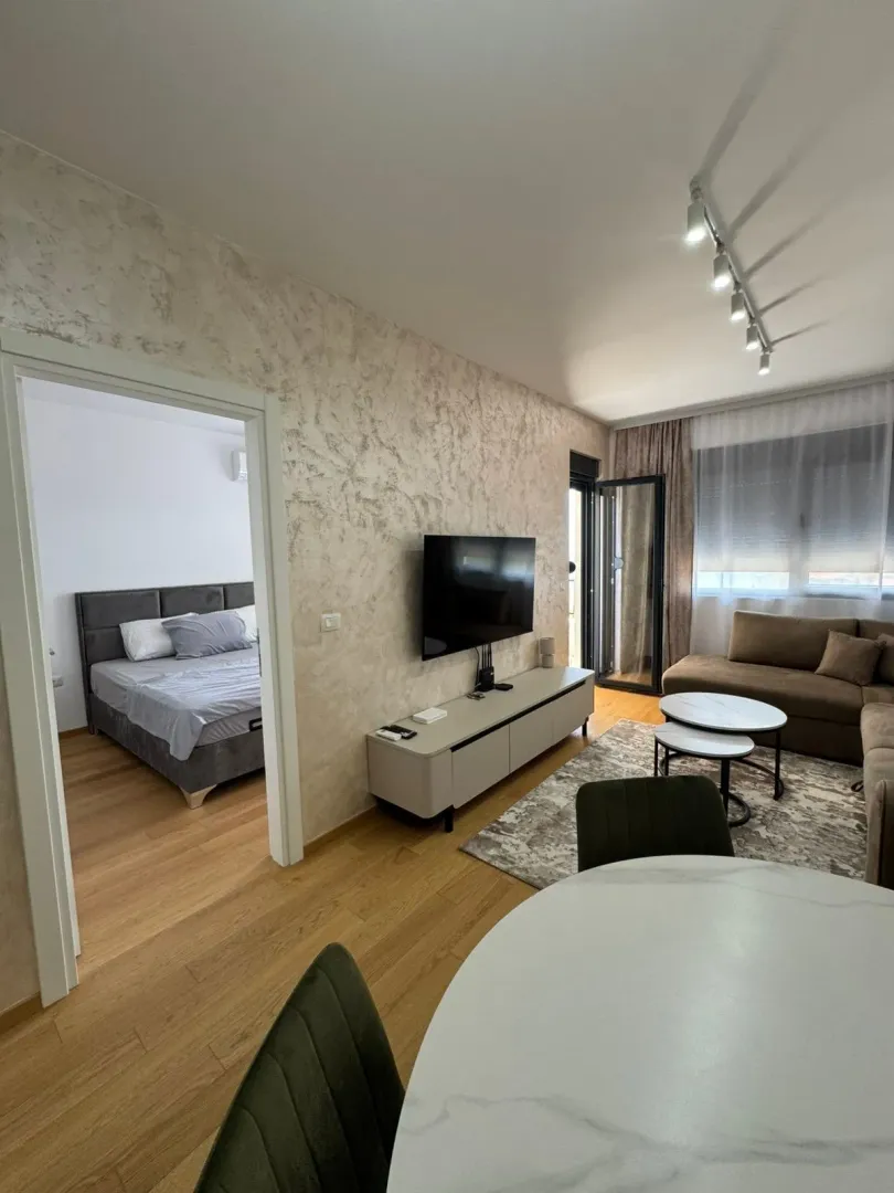 Sale, two bedroom apartment, 71m², Bečići, Budva