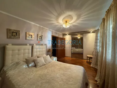 Prodaja, kuća, 302m², Bar, Crna Gora - image 24