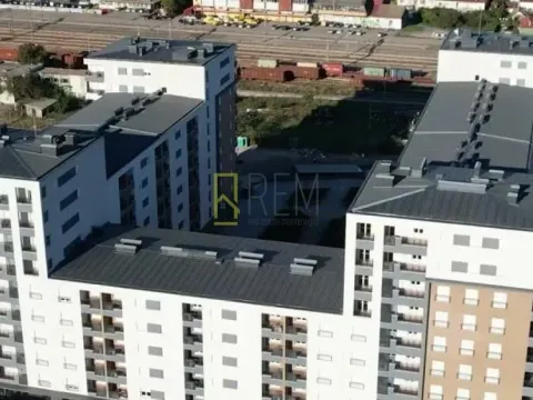 Prodaja, jednosoban stan, 45m², Stari Aerodrom, Podgorica - image 2