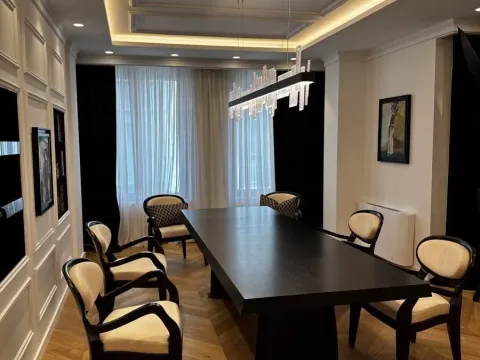 Sale, four bedroom apartment, 260m², Neimar, Vračar Sve Podlokacije - image 11