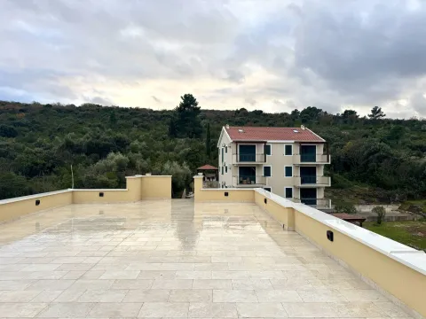 Prodaja, trosoban stan, 100m², Obala Đuraševića, Tivat - image 6