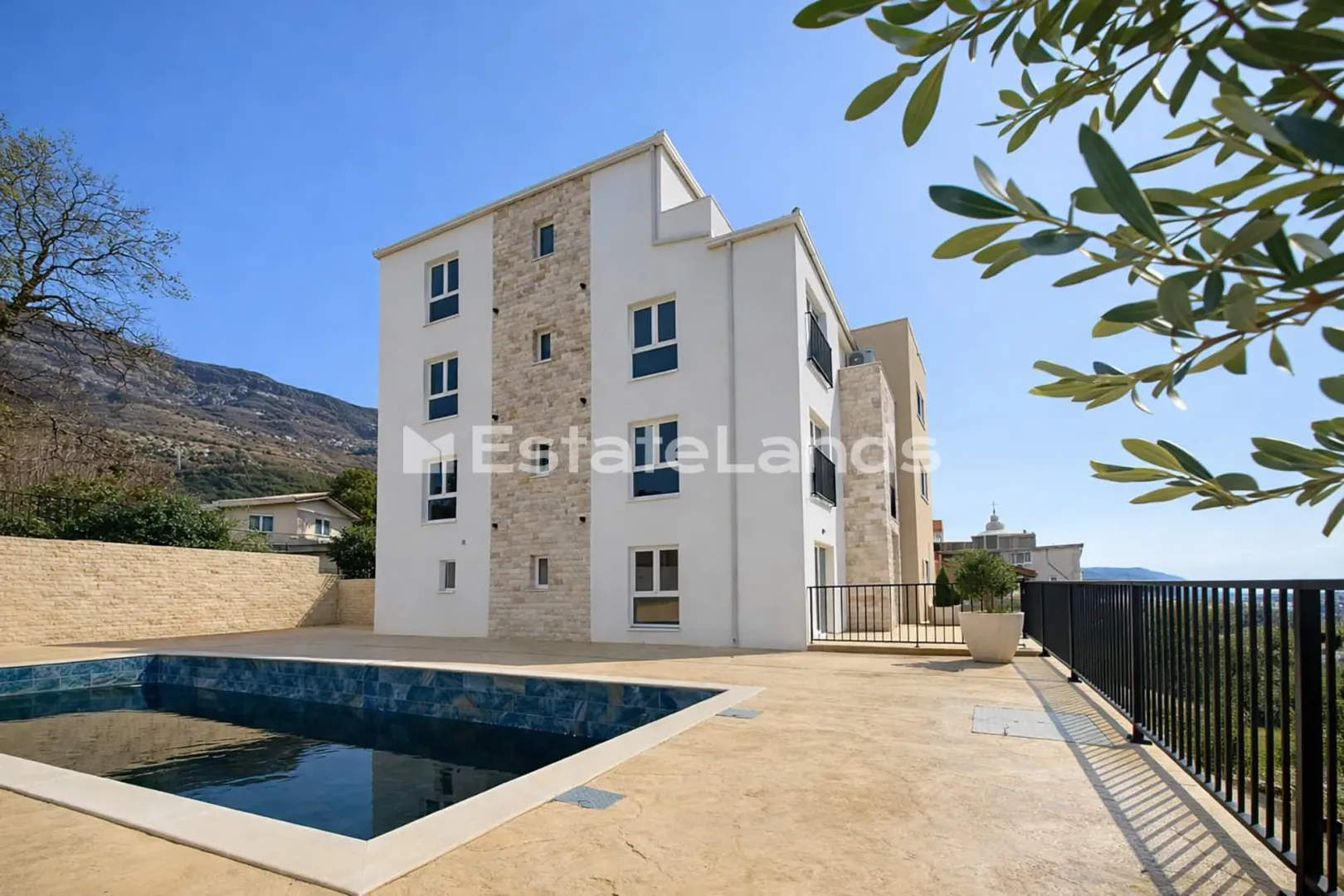 Prodaja, jednosoban stan, 55m², Sutomore, Bar