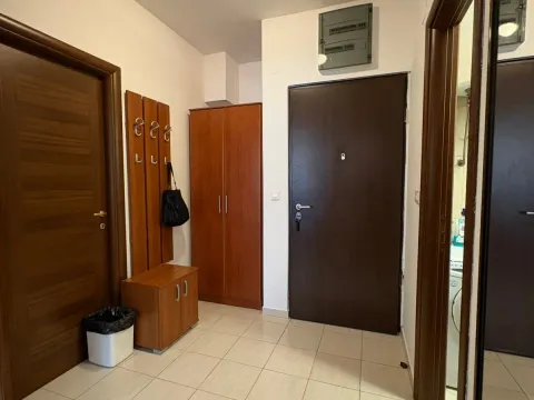 Izdavanje, dvosoban stan, 70m², City Kvart, Podgorica - image 5