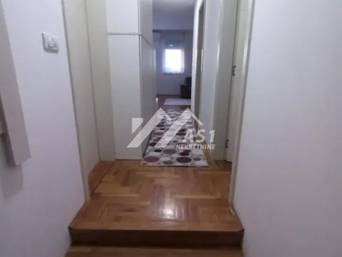 Izdavanje, trosoban stan, 52m², Nova Detelinara, Novi Sad Sve Podlokacije - image 7