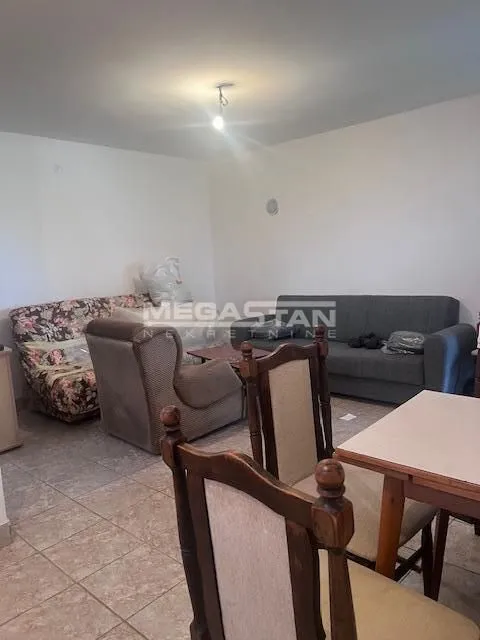 Prodaja, kuća, 114m², Zemun Ugrinovci, Zemun Sve Podlokacije