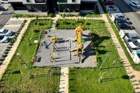 Prodaja, jednosoban stan, 45m², Tološi, Podgorica - image 12