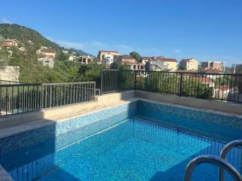 Rent, studio apartment, 26m², Tivat, Crna Gora