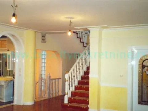 Prodaja, kuća, 350m², Centar Sve Podlokacije, Beograd - image 10