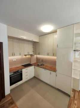 Rent, two bedroom apartment, 75m², Tuški Put, Podgorica - image 4