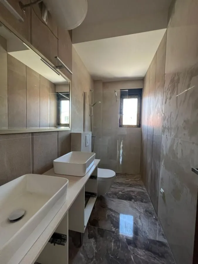 Prodaja, trosoban stan, 82m², Tivat, Crna Gora