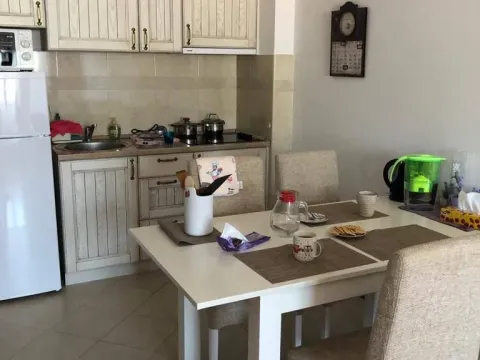 Rent, one bedroom apartment, 45m², Bečići, Budva - image 4