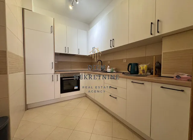 Izdavanje, jednosoban stan, 50m², City Kvart, Podgorica