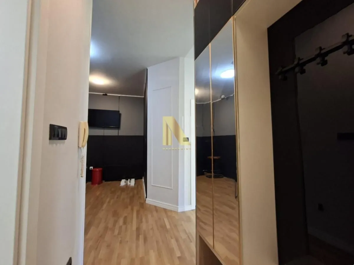 Rent, office space, 65m², Centar, Novi Sad