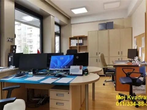 Izdavanje, poslovni prostor, 653m², Stari Merkator, Novi Beograd Sve Podlokacije - image 8