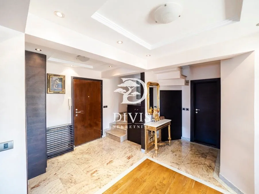 Prodaja, trosoban stan, 77m², Čukarica, Beograd