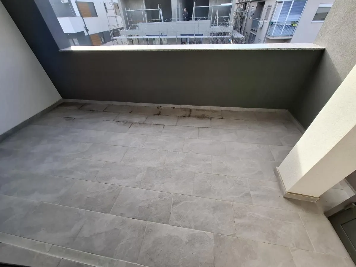 Prodaja, četvorosoban stan, 116m², Telep, Novi Sad Sve Podlokacije