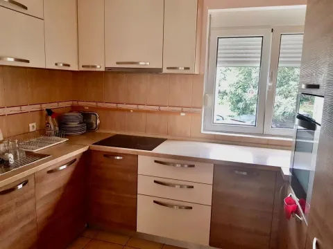 Rent, two bedroom apartment, 70m², Lazi, Budva - image 9