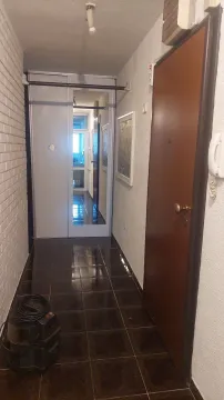 Izdavanje, trosoban stan, 76m², Blok 5, Podgorica - image 10