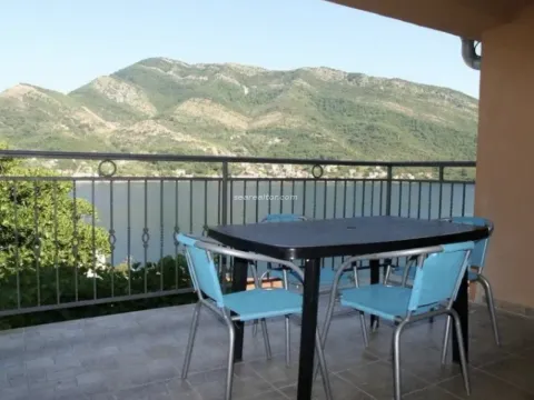 Prodaja, kuća, 210m², Opatovo, Tivat - image 1