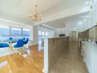 Izdavanje, trosoban stan, 150m², Budva, Crna Gora - image 20
