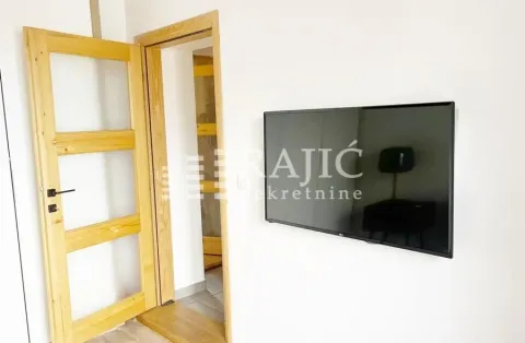 Rent, two bedroom apartment, 55m², Stari Grad, Beograd - image 2