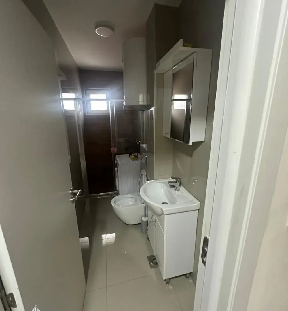 Izdavanje, trosoban stan, 57m², Kaludjerica, Grocka