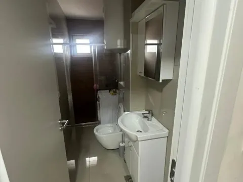 Izdavanje, trosoban stan, 57m², Kaludjerica, Grocka - image 11