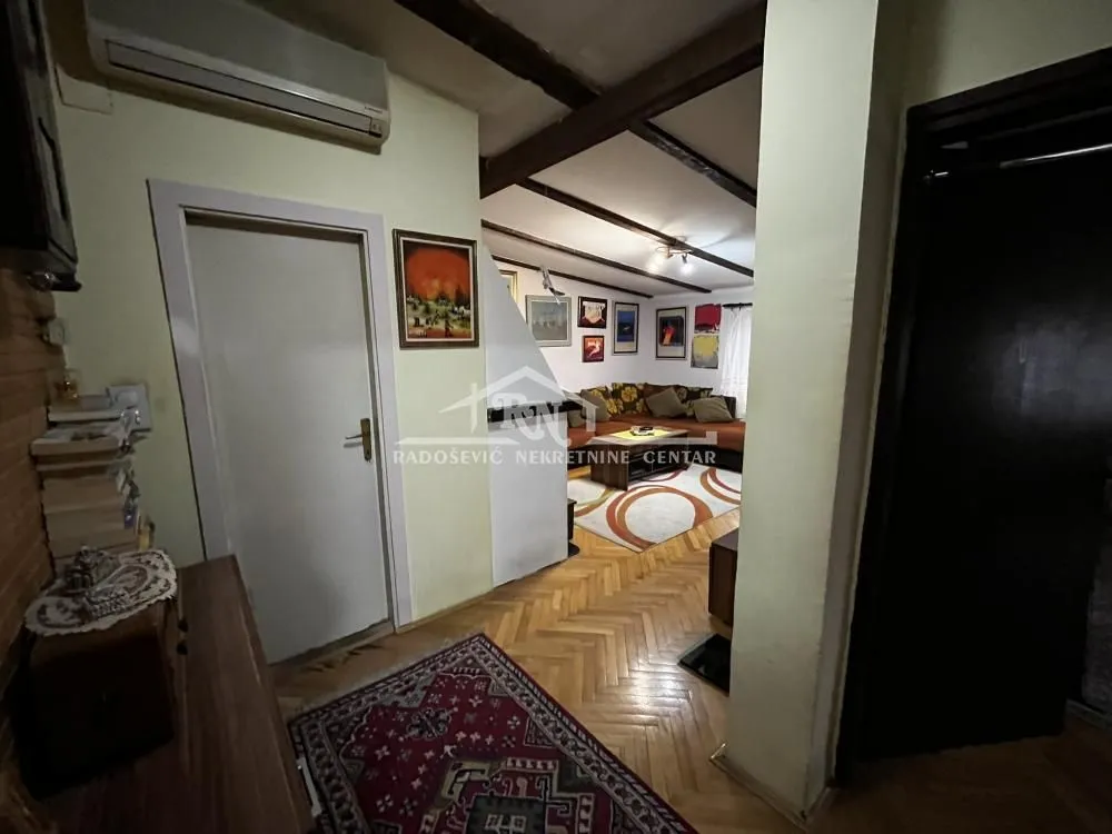 Sale, apartment, 110m², Karaburma, Palilula Sve Podlokacije