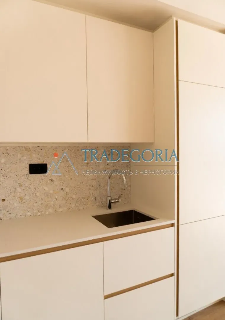Prodaja, dvosoban stan, 89m², Tivat, Crna Gora