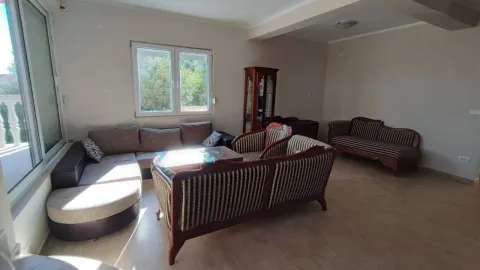Rent, house, 300m², Tivat, Crna Gora - image 8