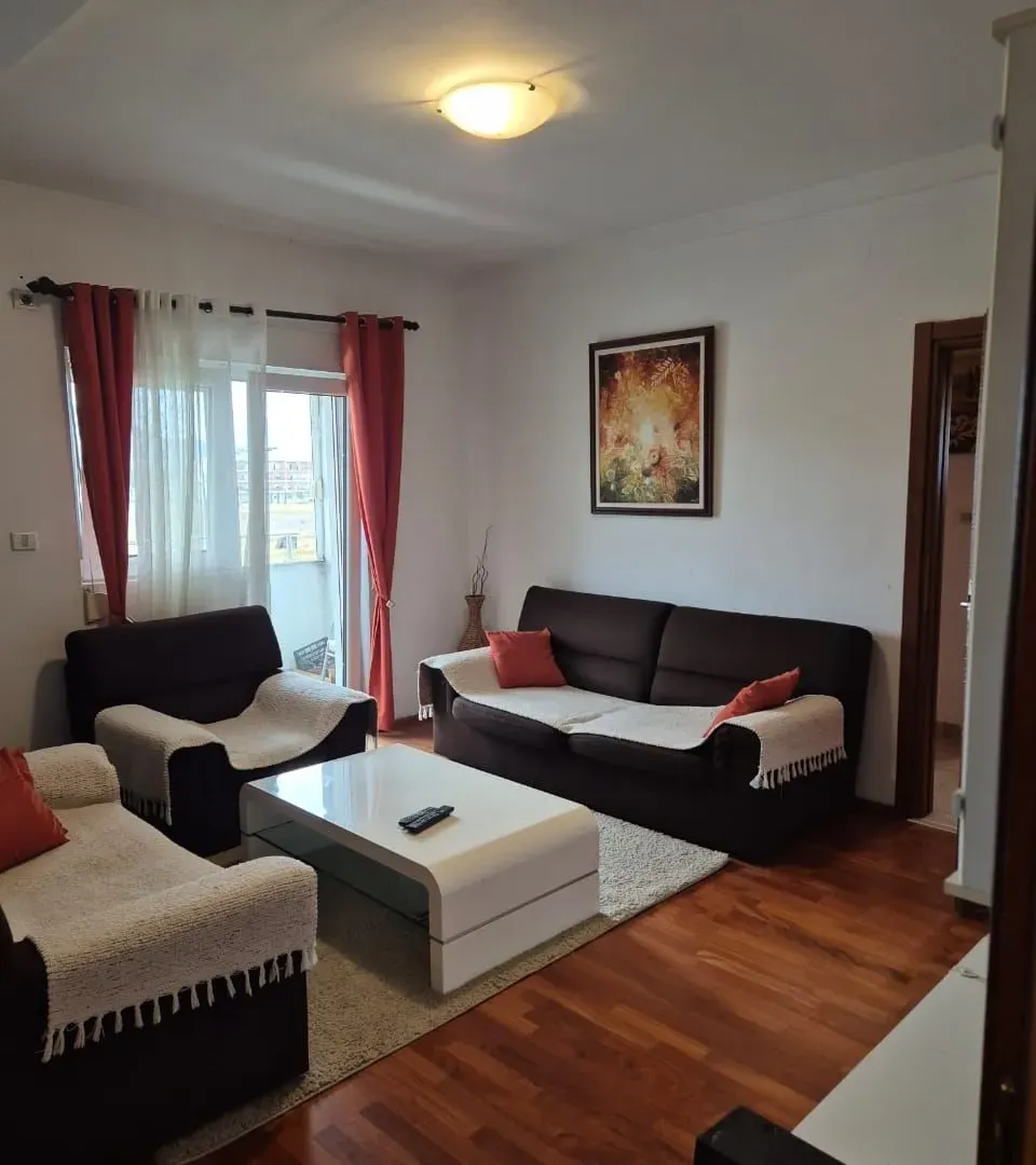 Prodaja, dvosoban stan, 64m², Stari Aerodrom, Podgorica