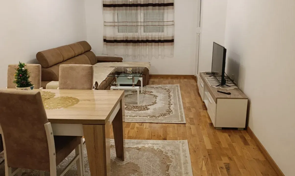 Rent, one bedroom apartment, 48m², Stari Aerodrom, Podgorica