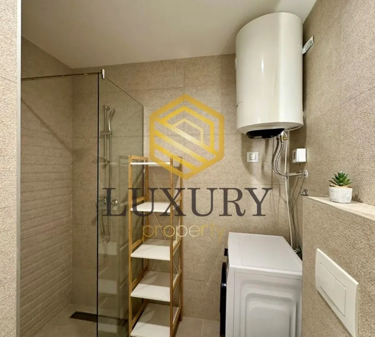 Izdavanje, jednosoban stan, 47m², Stari Aerodrom, Podgorica