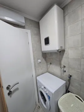 Izdavanje, dvosoban stan, 56m², Centar, Tivat - image 3