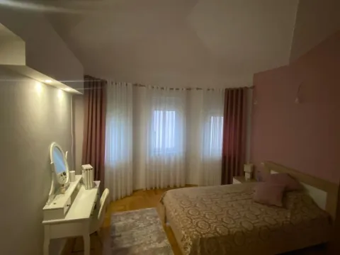 Rent, house, 250m², Tuzi, Podgorica - image 6