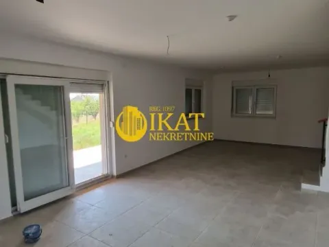 Sale, house, 275m², Sopot, Beograd - image 11