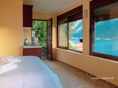 Prodaja, kuća, 285m², Perast, Kotor - image 13