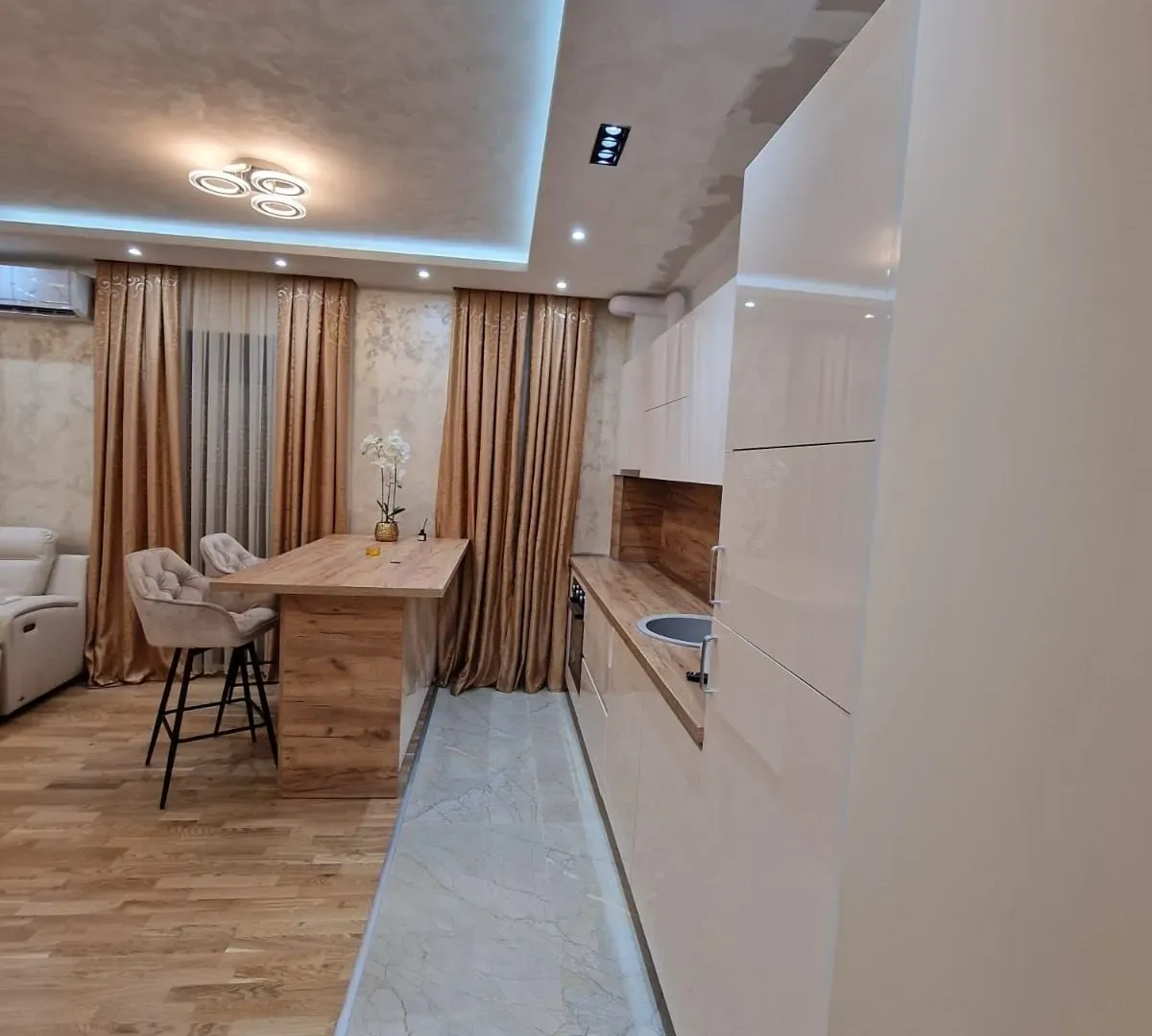 Rent, two bedroom apartment, 86m², Stara Varoš, Podgorica