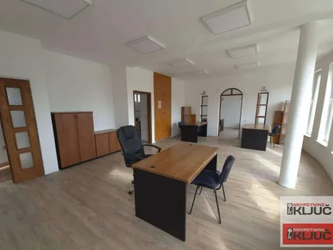 Rent, office space, 180m², Klisa, Novi Sad Sve Podlokacije - image 7