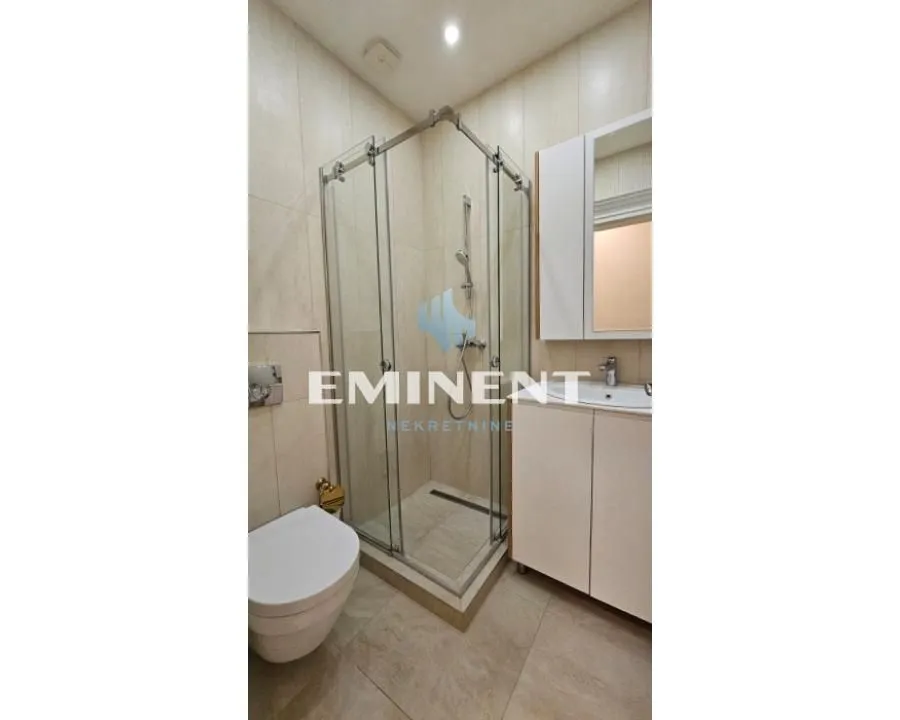 Rent, three bedroom apartment, 107m², Stari Grad, Beograd