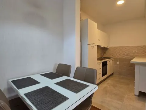 Rent, one bedroom apartment, 39m², Ljubović, Podgorica - image 3