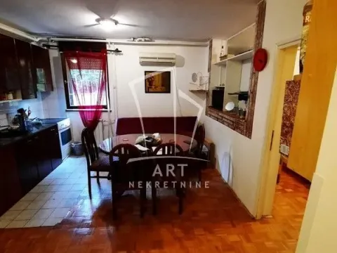 Prodaja, dvosoban stan, 45m², Kluz, Zvezdara Sve Podlokacije - image 2