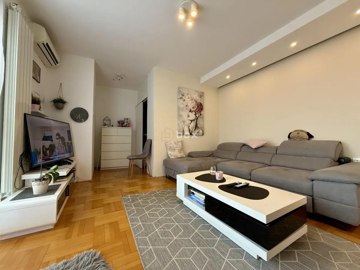 Sale, two bedroom apartment, 78m², Bulevar, Niš