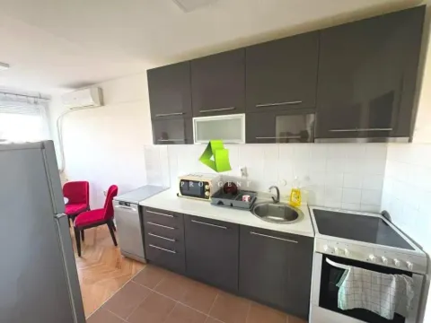 Rent, three bedroom apartment, 74m², Medijana, Niš - image 4